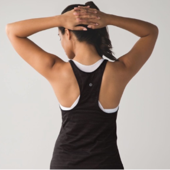 lululemon athletica Tops - 2/$25 Lululemon Silverescent Singlet Tank Size 6